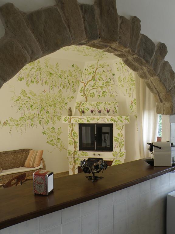 B&B Villa Mirella Casnate Con Bernate Exterior photo