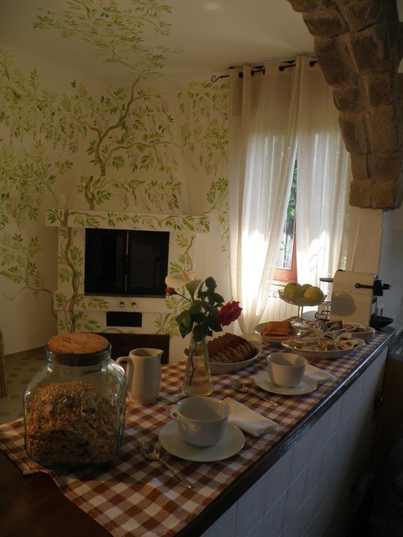 B&B Villa Mirella Casnate Con Bernate Exterior photo